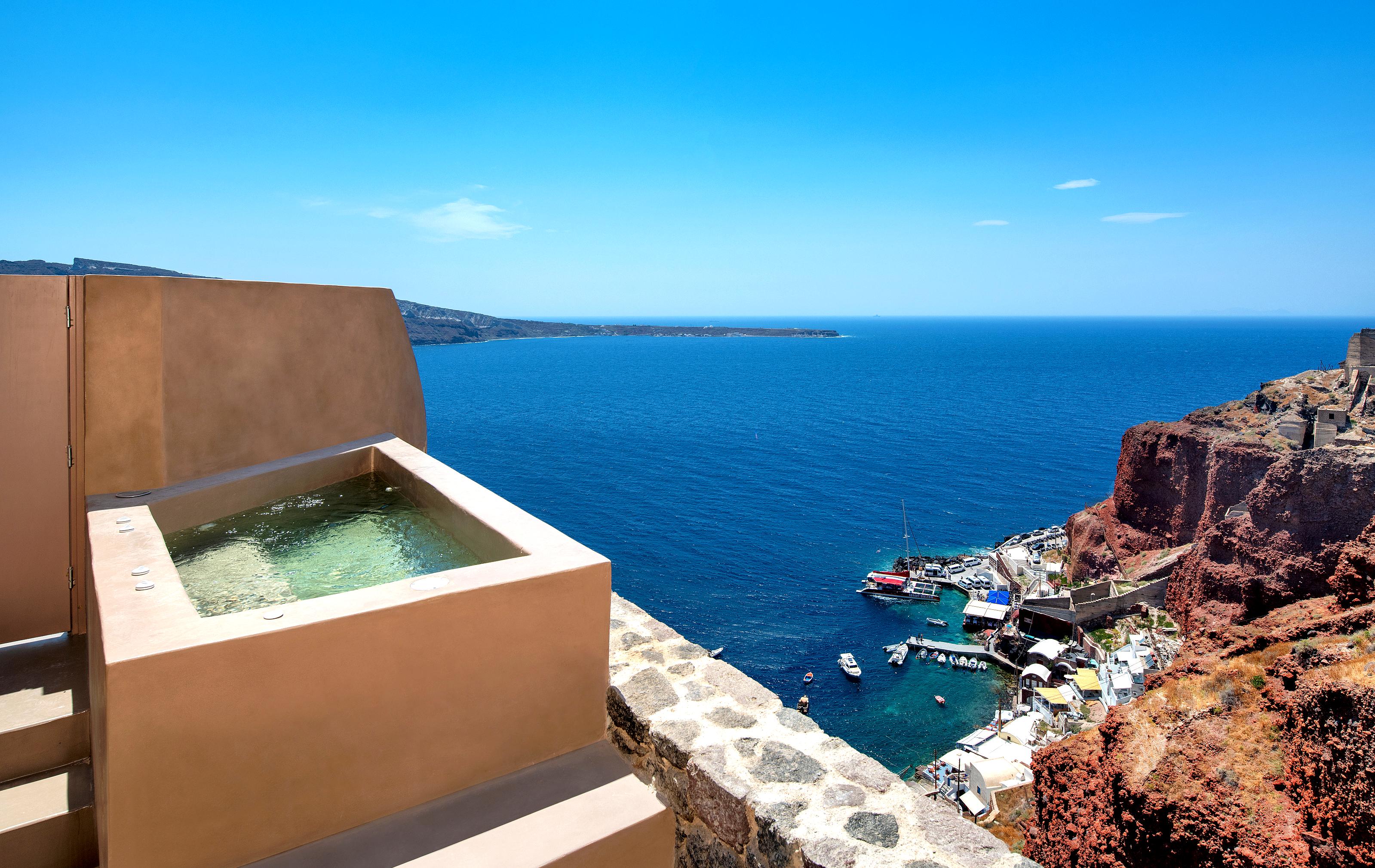 Old Castle Oia